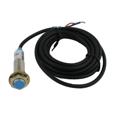 INNOCONT Индуктивный датчик, M12x1, L=61 мм, экранированный, зона срабатывания 2 мм, -25 +60 С, 12…24 VDC, IP65, выход: NPN NO, макс. ток 200 мА, кабель 2 м SL-12N2C